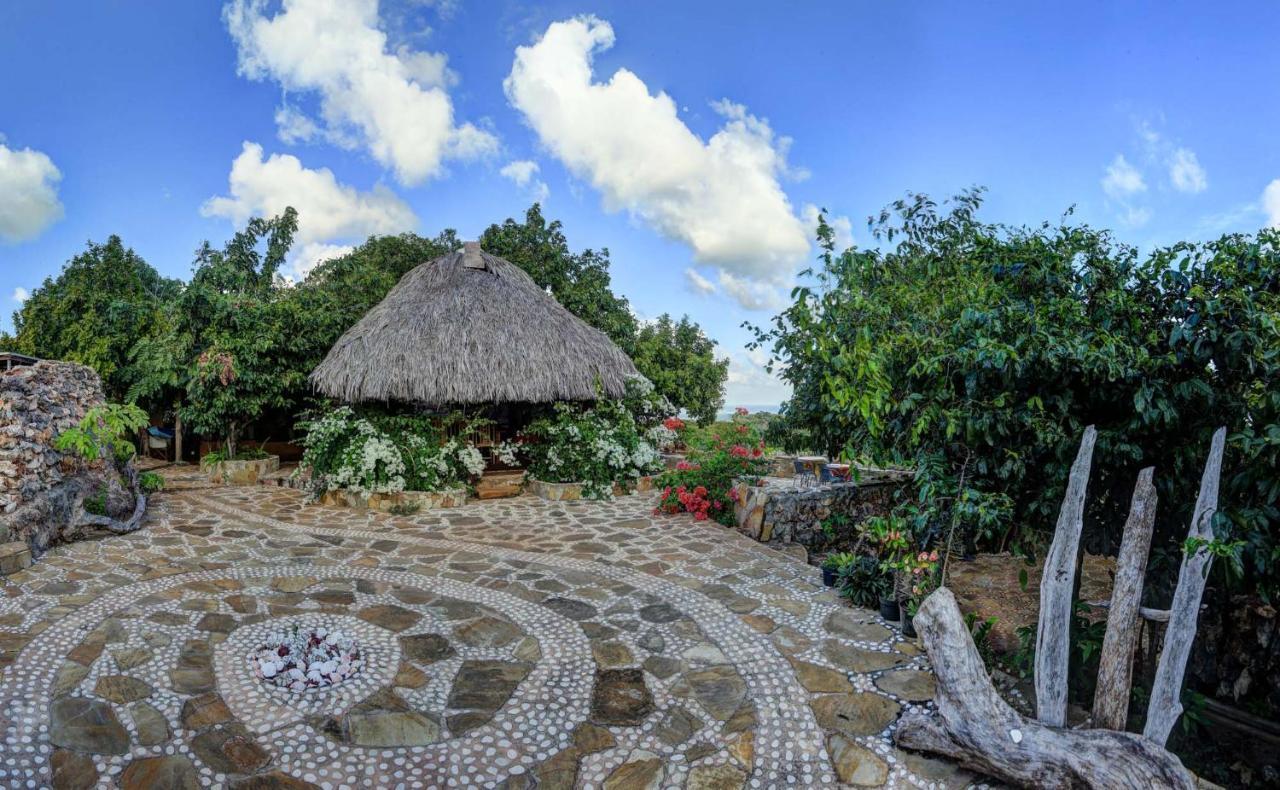 Utopia Rote Lodge Nembrala Exterior foto